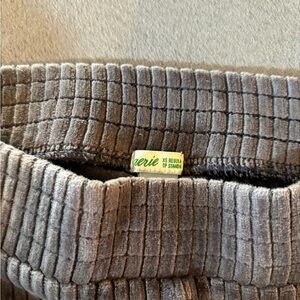 grey aerie flare leggings